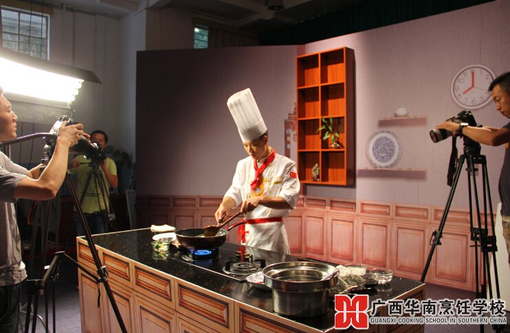 广西华南烹饪学校